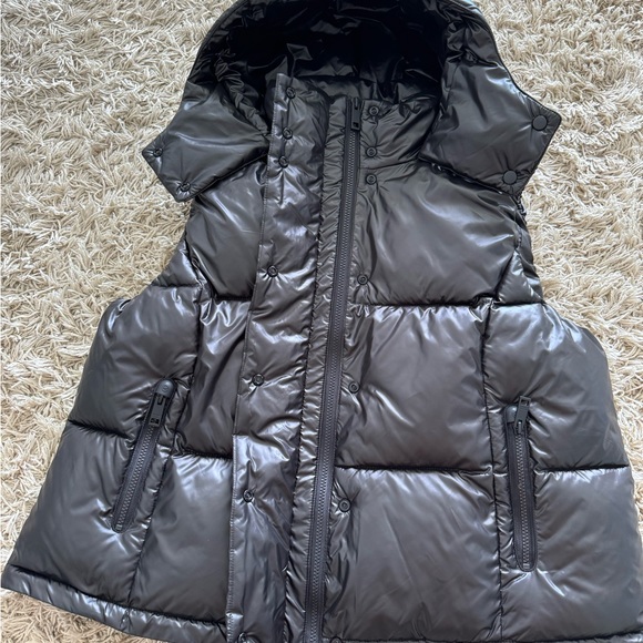 Michael Kors vest - Picture 2 of 5